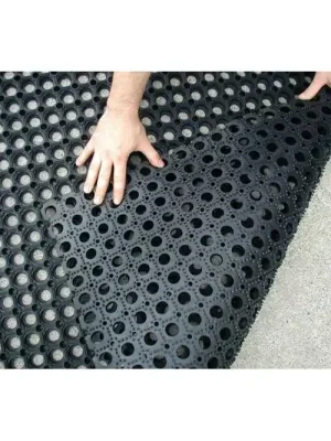 Letzte Chance Growi Ringloch-Gummimatte - Schwarz