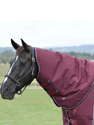 Aktuell Weatherbeeta Comfitec Essential Turnout Neck Cover 220g - Burgundy/Navy, XL